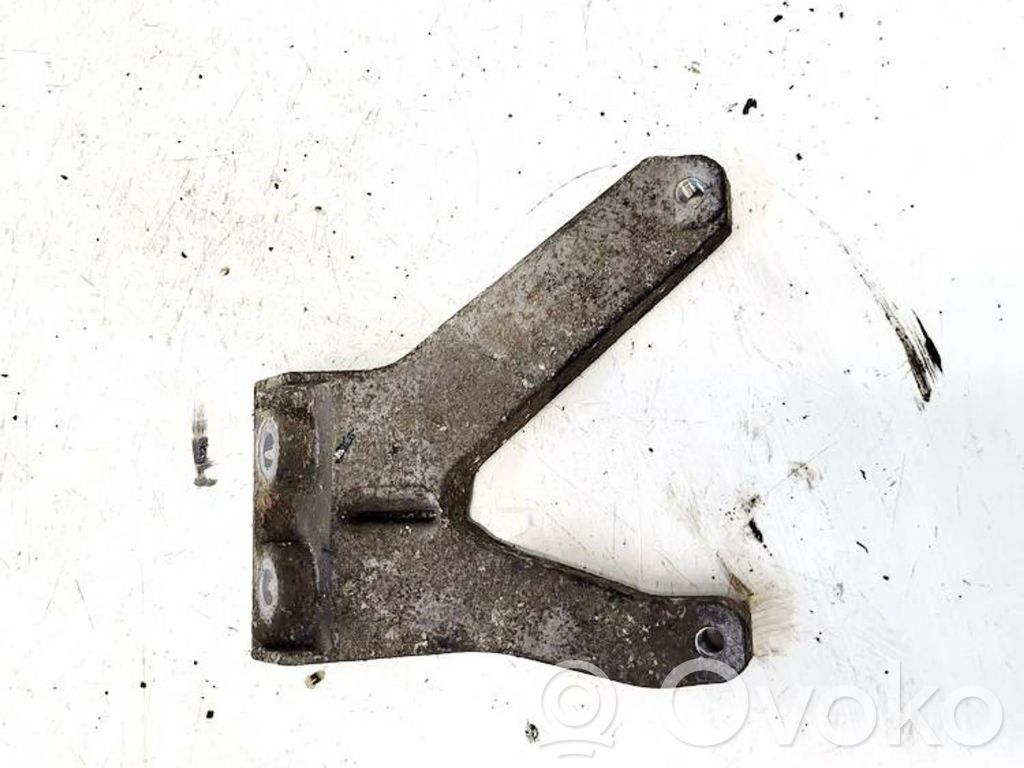 Engine mounting bracket   1743662,2266535,1743662,2266535