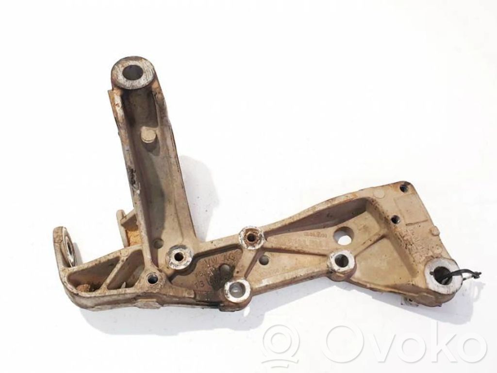 Volkswagen Caddy Braccio di controllo sospensione anteriore inferiore/braccio oscillante