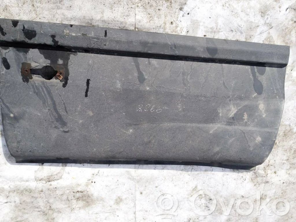 Iveco Daily 30.8 - 9 Mască ușă spate (turnată) 
