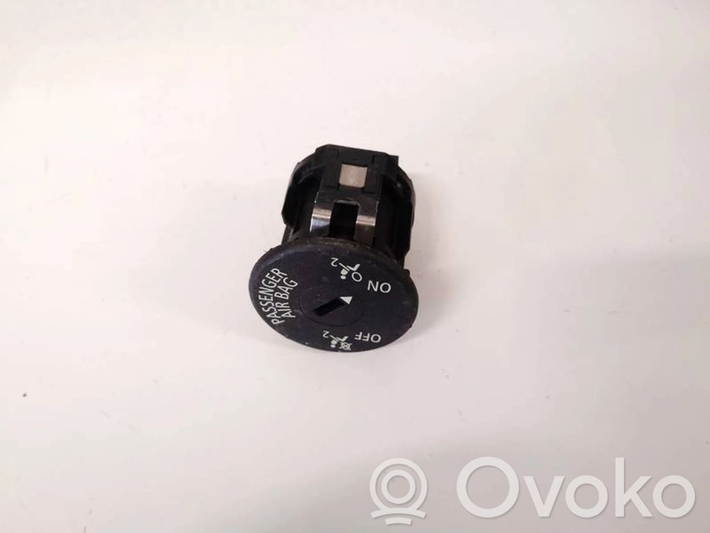BMW 5 GT F07 Comutator pornit/oprit airbag pasager 