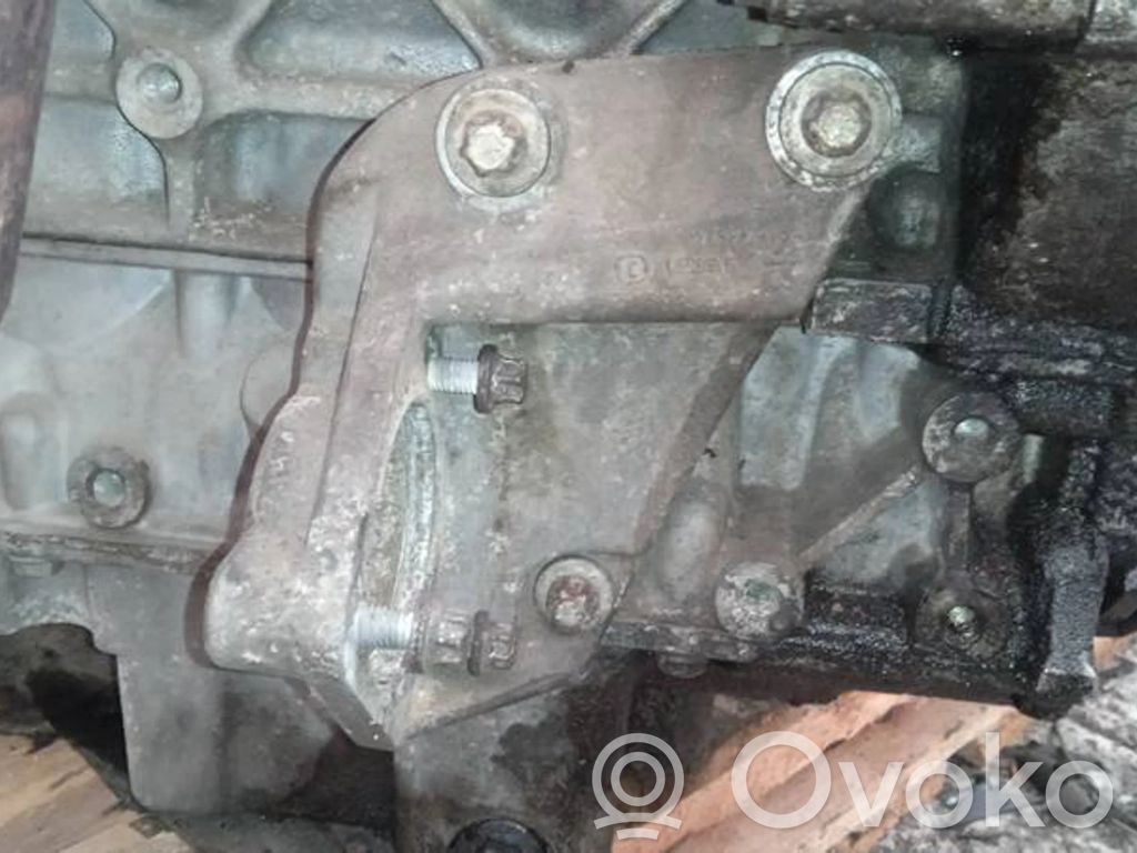Opel Signum Engine mounting bracket 
