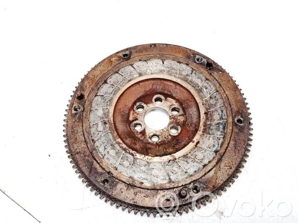 Toyota Yaris Volant moteur 