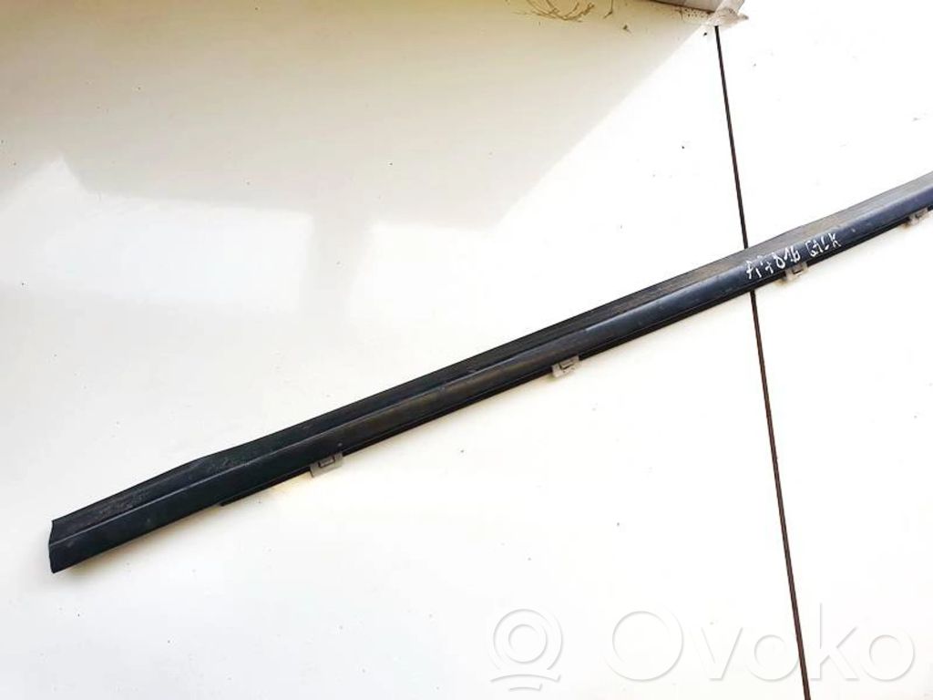 KIA Ceed Ornament geam ușă spate 