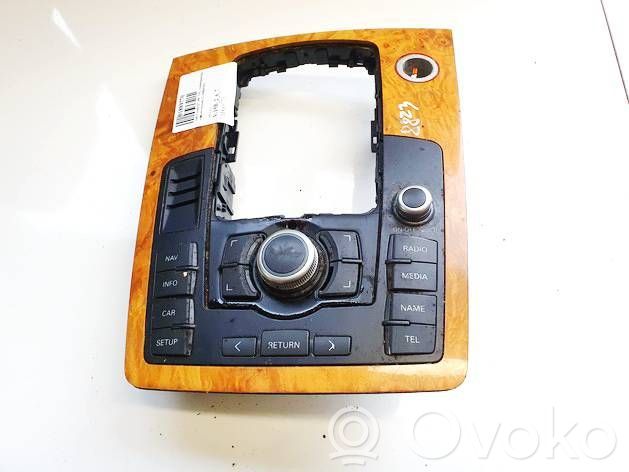 Audi Q7 4L Panel klimatyzacji 
