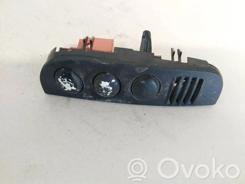 Citroen C3 Cruise control switch 