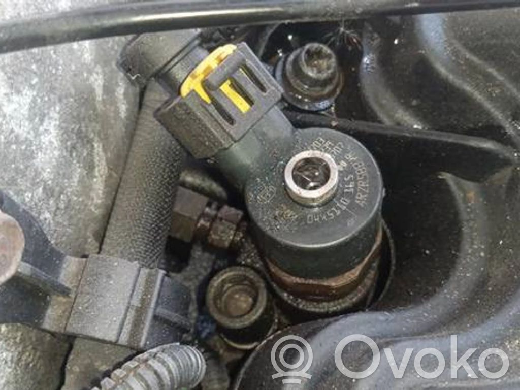 Inyector de combustible   0445110165,0445110165
