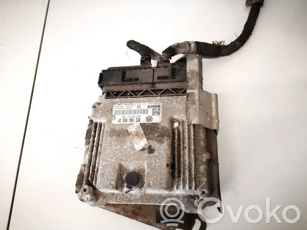 Volkswagen Golf V Unitate/modul de control motor 