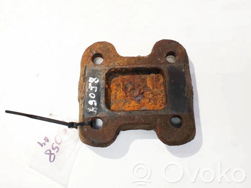 Volkswagen Caddy Alte piese suspensie spate 