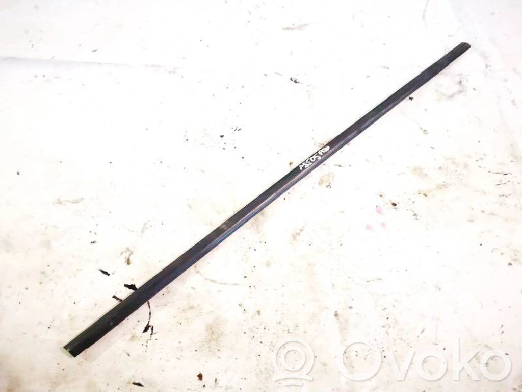 Volvo S40 Ornament geam ușă față 