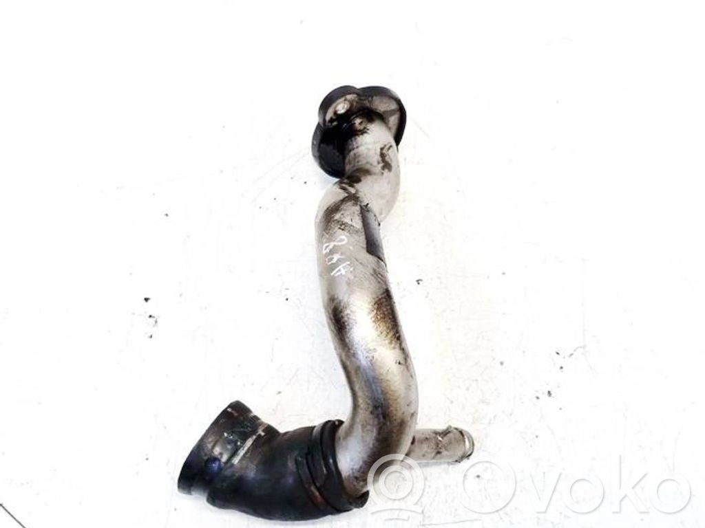 Engine coolant pipe/hose