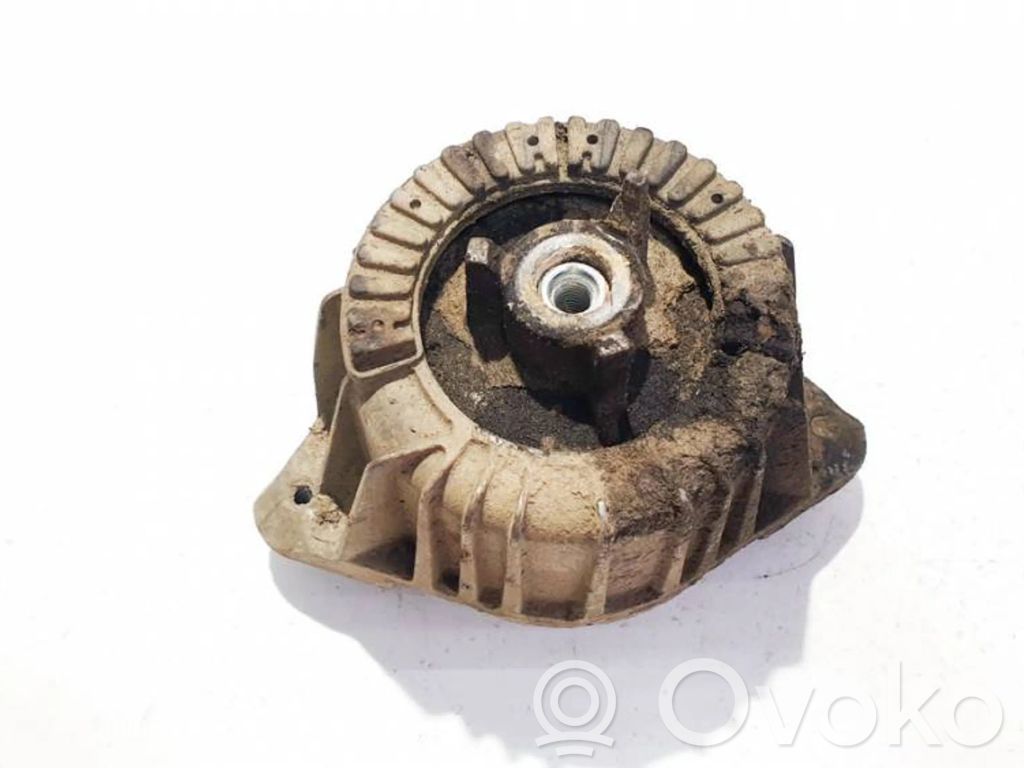 Mercedes-Benz E W212 Supporto di montaggio del motore