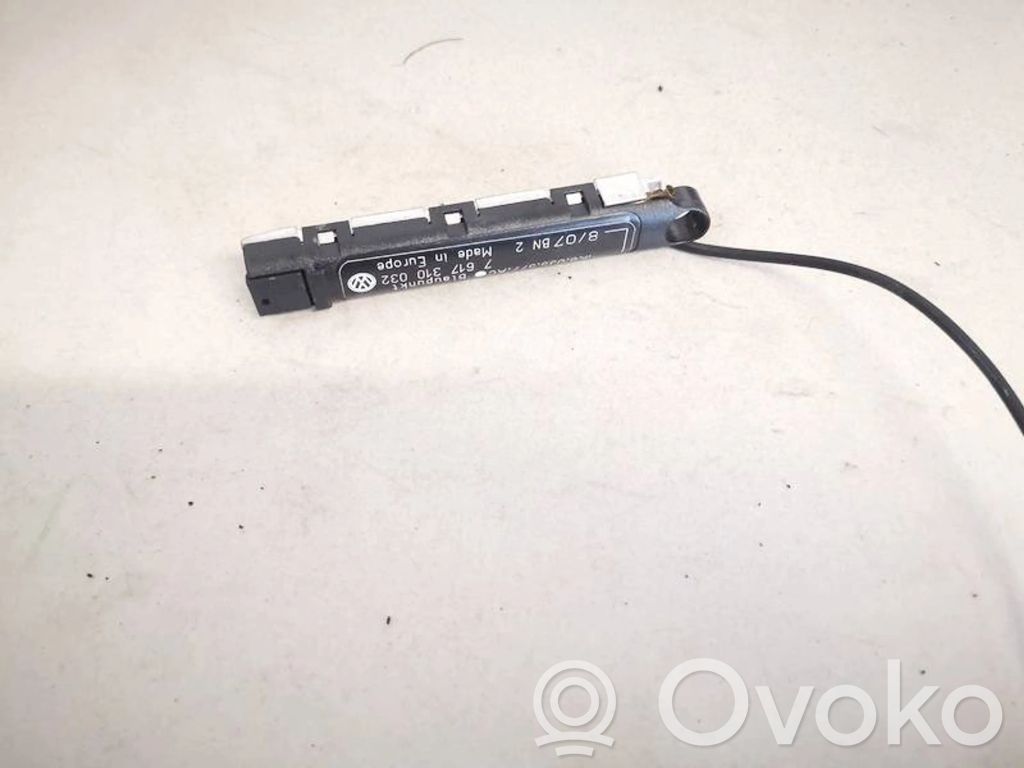 Volkswagen Golf V Unitate control antenă 