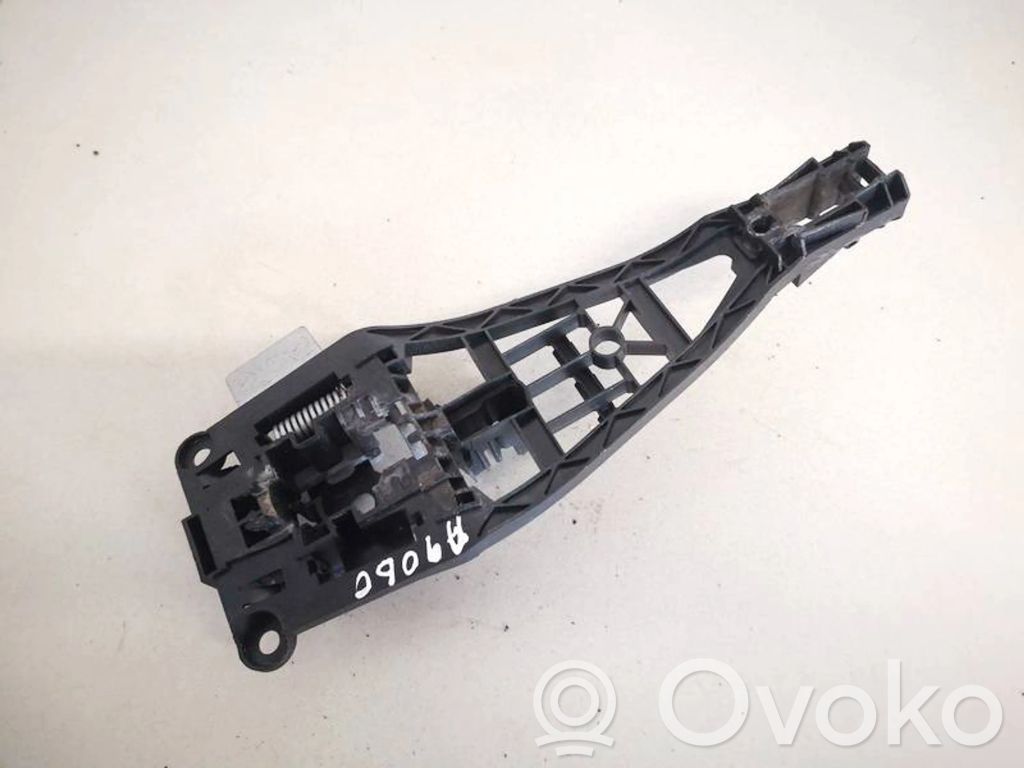 Opel Zafira B Klamka zewnętrzna drzwi