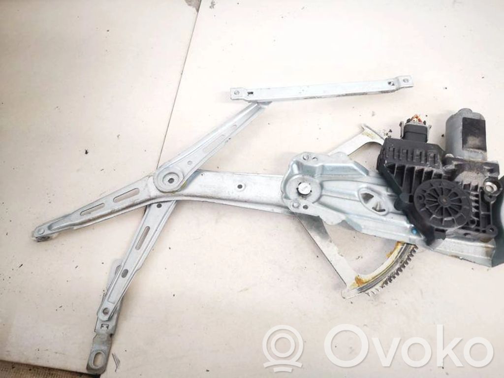 Opel Zafira A Elektryczny podnośnik szyby drzwi bocznych / przesuwnych 