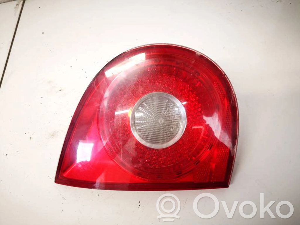 Volkswagen Golf V Luci posteriori del portellone del bagagliaio