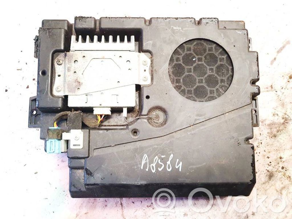 Honda CR-V Altavoz subwoofer 