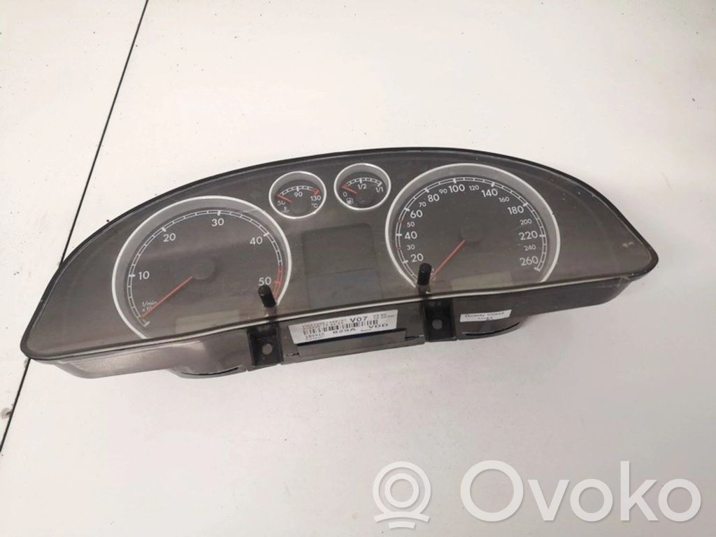 Volkswagen PASSAT B5.5 Tachimetro (quadro strumenti)