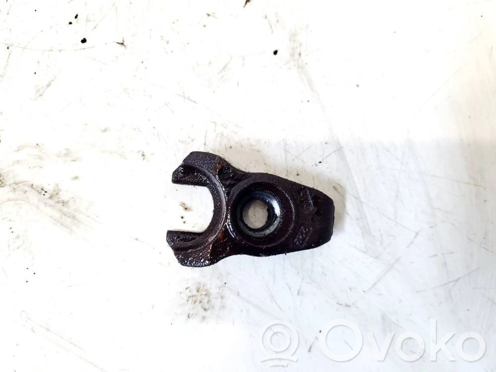 Peugeot 4007 Bridă fixare injector