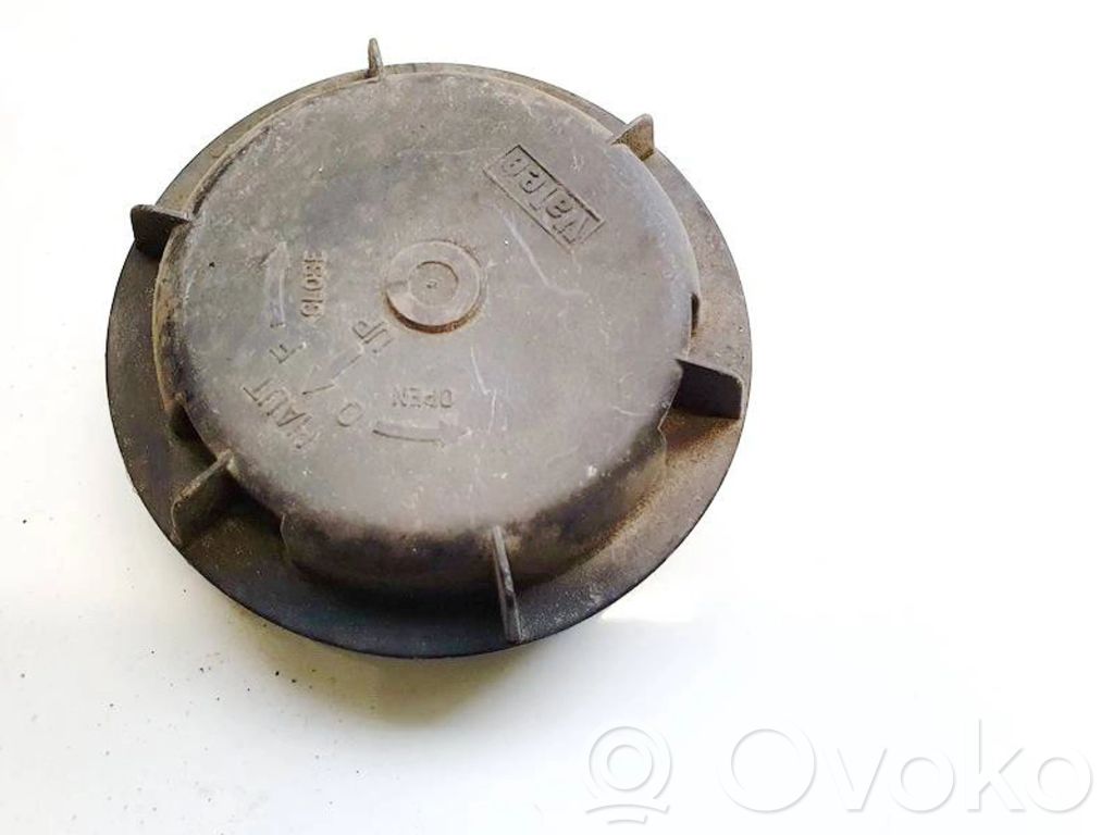 Renault Megane II Cache-poussière de phare avant 