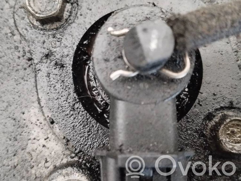 Opel Astra H Fuel injector