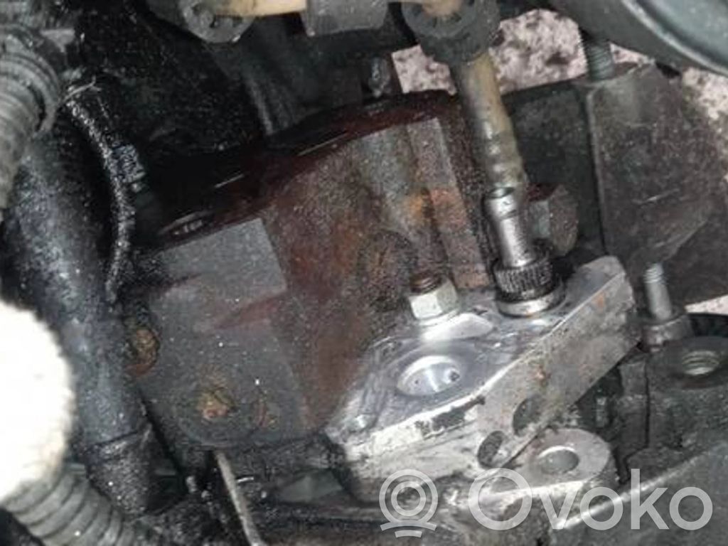 BMW X5 E70 Pompă injecție de înaltă presiune 