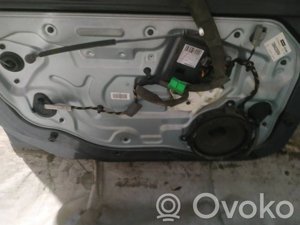 Elektryczny podnośnik szyby drzwi bocznych / przesuwnych   0482549,0482549