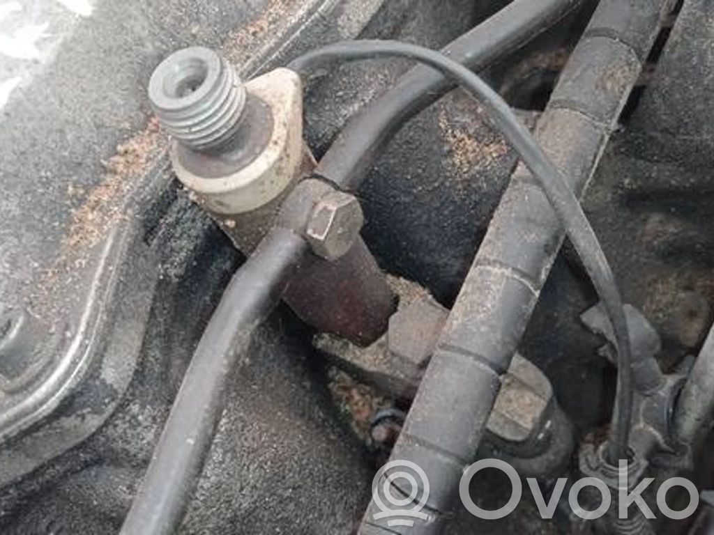 Volkswagen Golf IV Inyector de combustible 