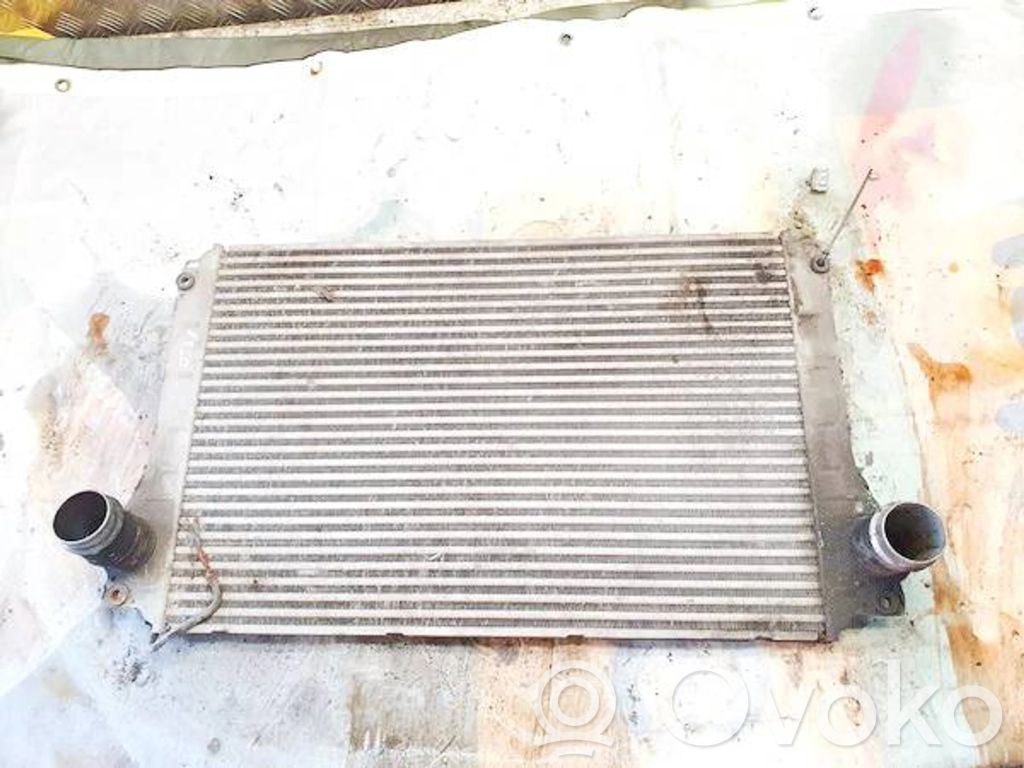 Toyota Avensis T250 Radiatore intercooler 