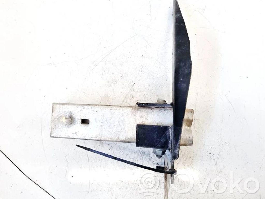 Audi A6 S6 C6 4F Front bumper mounting bracket 