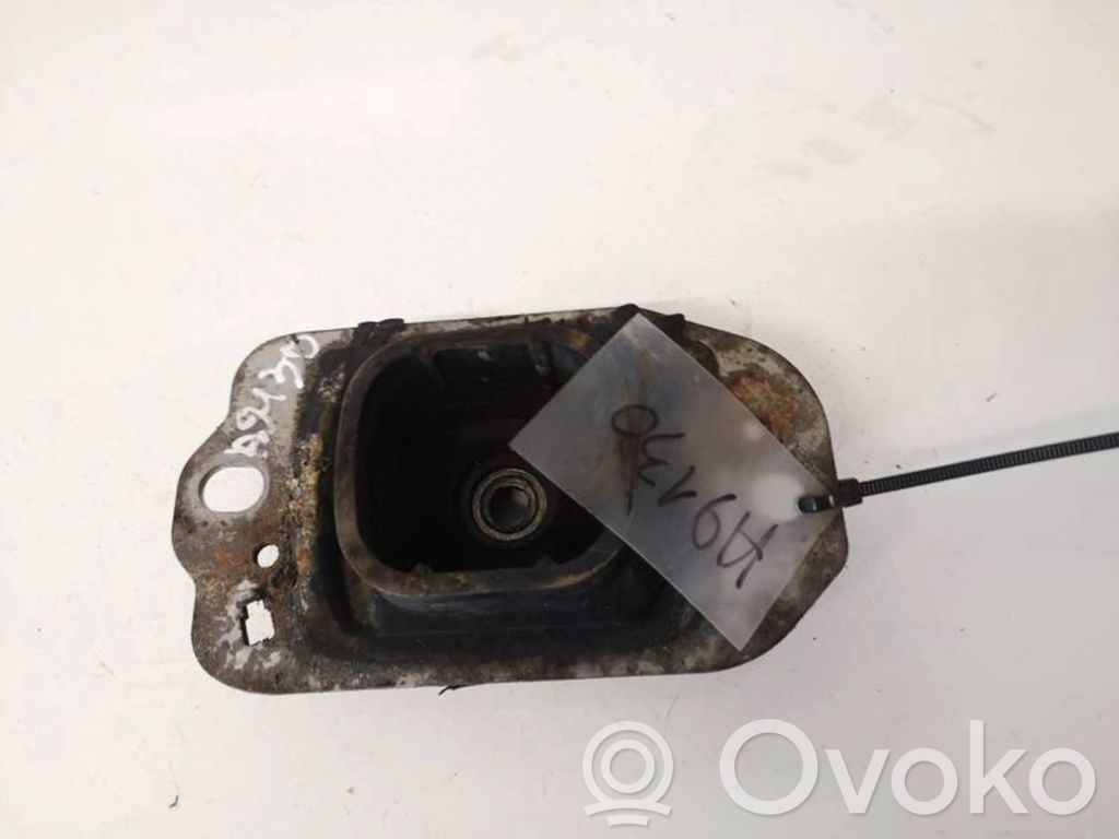 Renault Laguna III Engine mount bracket 