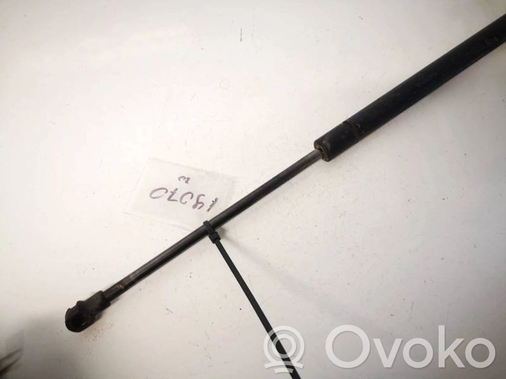 Volvo V50 Amortizor hayon 