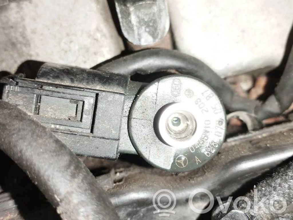 Mercedes-Benz ML W163 Inyector de combustible 