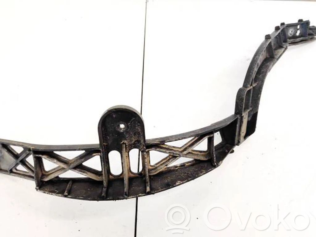 Opel Signum Soporte de montaje del parachoques trasero 