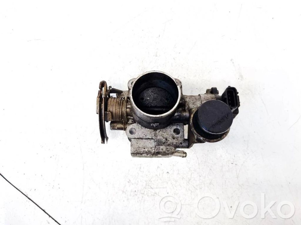 Toyota Corolla E110 Droseļvārsts 