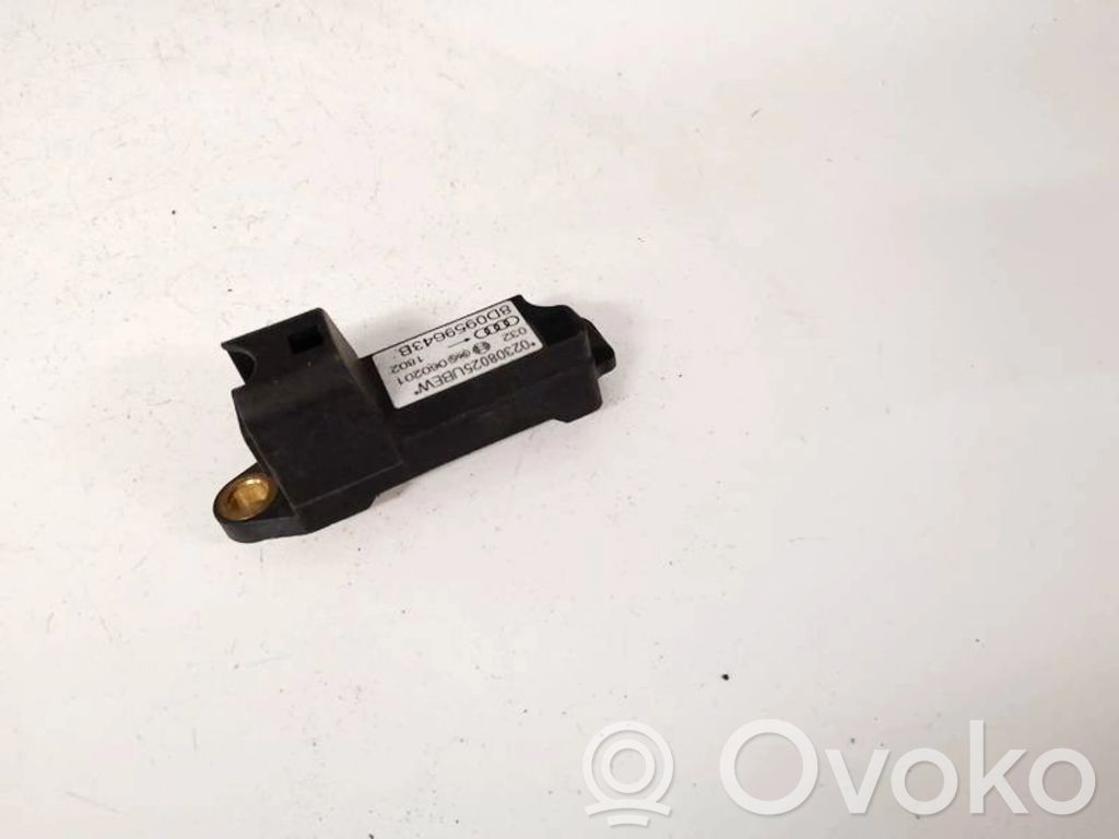 Turvatyynyn törmäysanturi   8D0959643B,8D0959643B