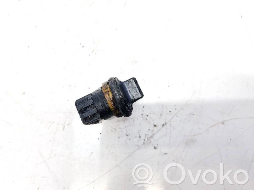 Audi A4 S4 B5 8D Sensore temperatura del liquido di raffreddamento 