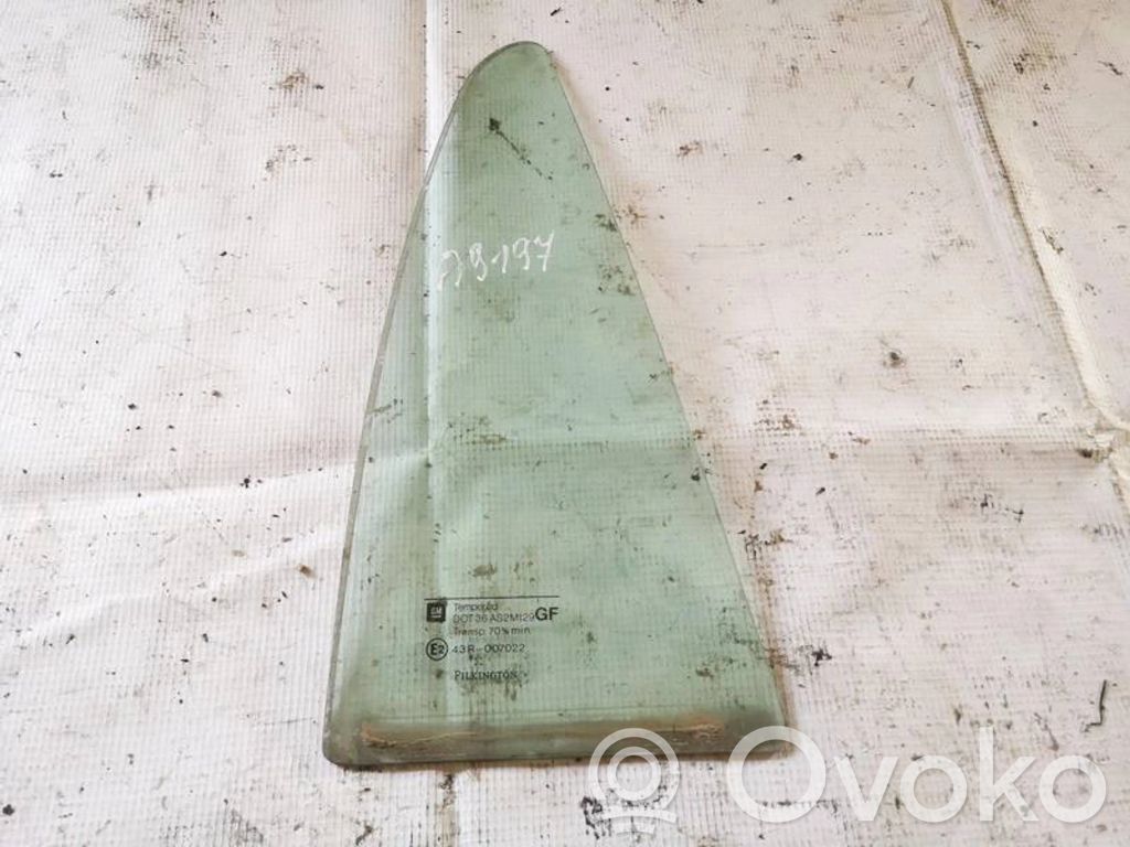 Ventanilla de ventilación de la puerta trasera   AS2,AS2