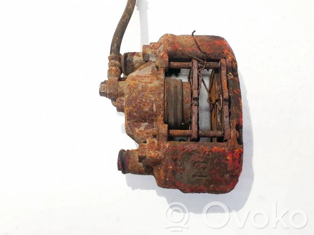 Caliper de freno delantero