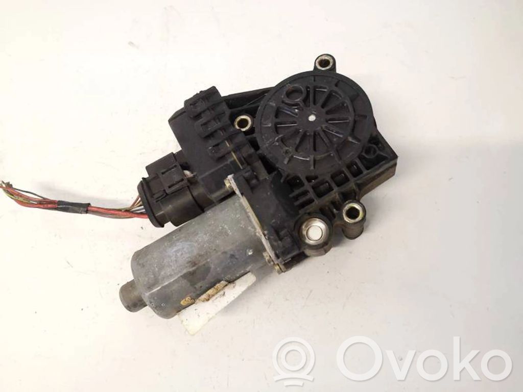 Audi A6 S6 C5 4B Asa reguladora de la puerta trasera