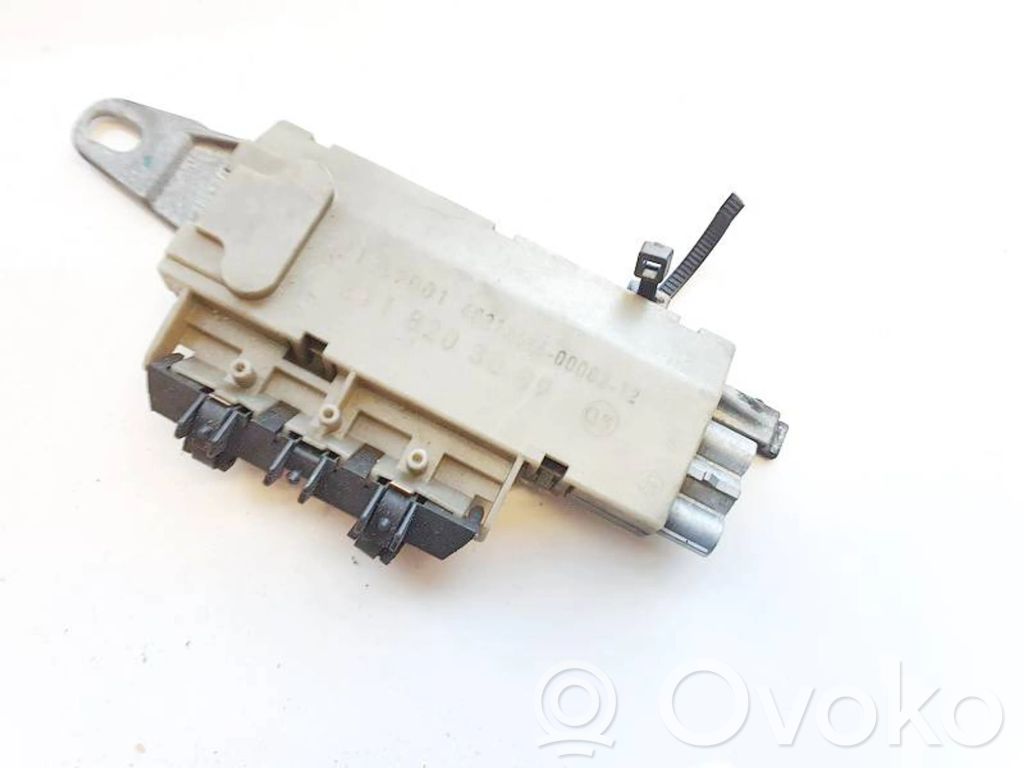 Mercedes-Benz E W211 Centralina antenna