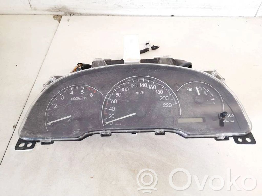Toyota Avensis Verso Tachimetro (quadro strumenti) 