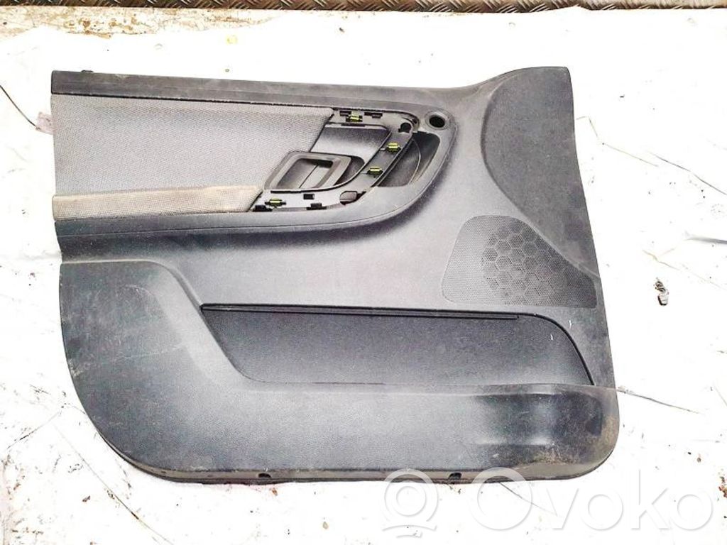 Skoda Fabia Mk1 (6Y) Rivestimento del pannello della portiera anteriore 