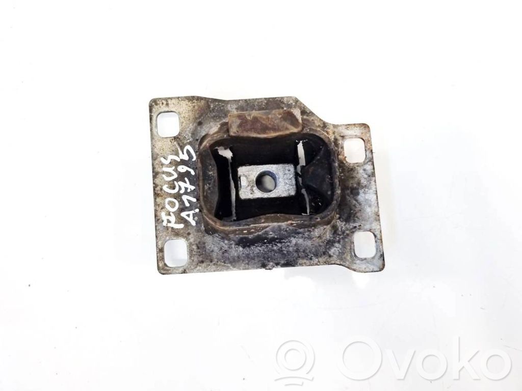 Ford Focus Engine mount bracket 