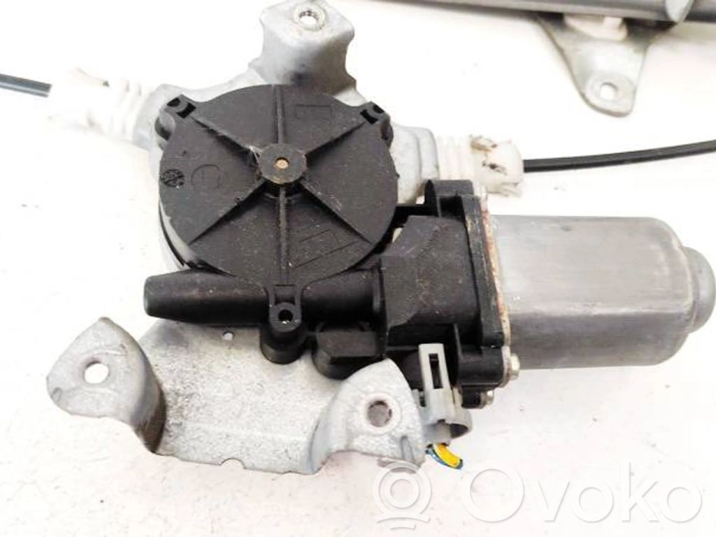 Nissan Pathfinder R51 Motor macara geam ușă față 
