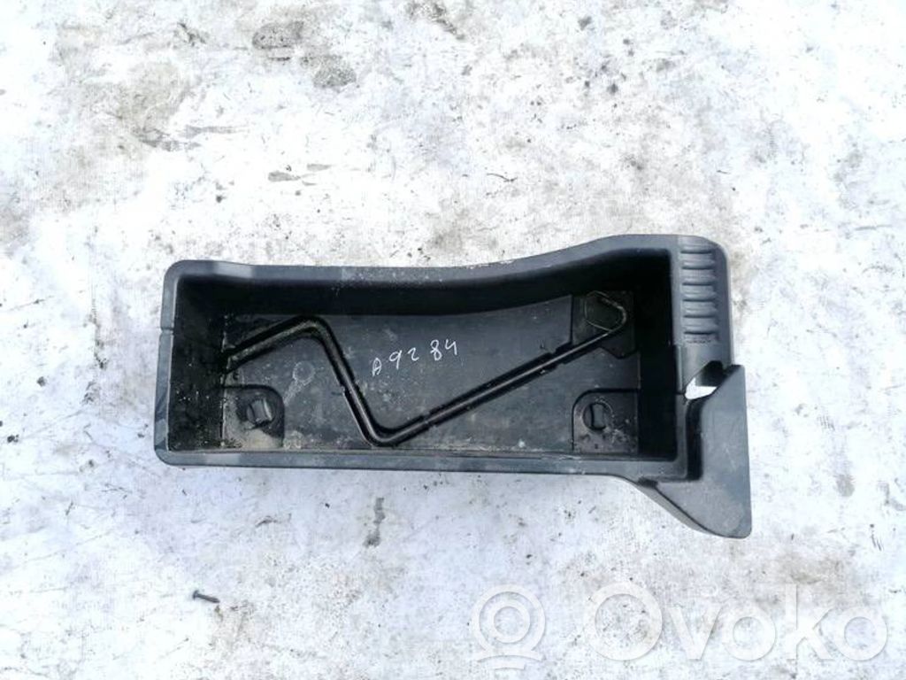 Guantera   649950D010,649950D010,649950D010,649950D010