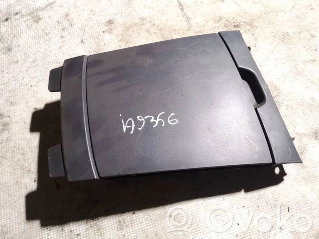 Opel Agila B Handschuhfach 
