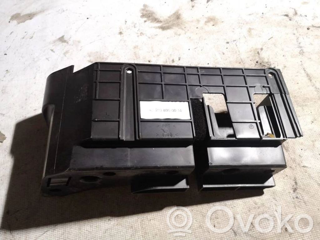 Mercedes-Benz CLS C219 Handschuhfach 