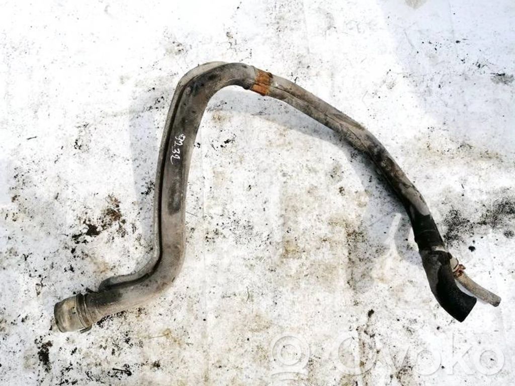 Toyota Avensis T250 Tubo e bocchettone per riempimento serbatoio del carburante