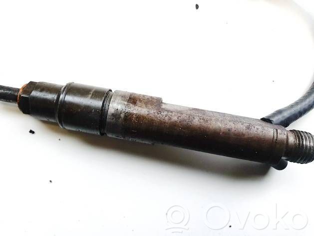 Volkswagen PASSAT B5 Injector combustibil