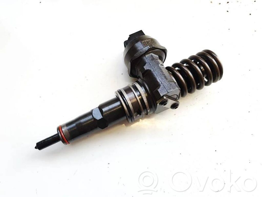 Volkswagen Touran I Injector combustibil 